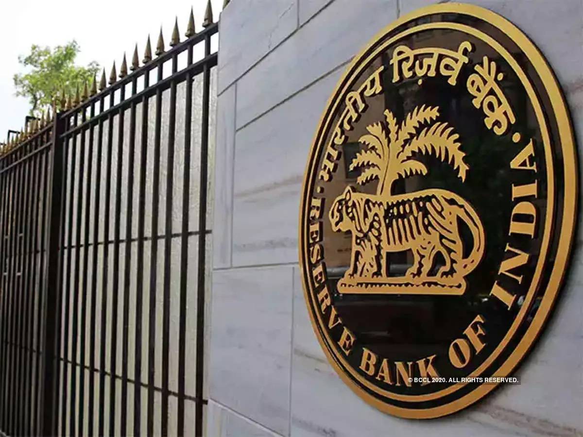 RBI Holds Repo Rate at 4% Amid Covid-19 Surge