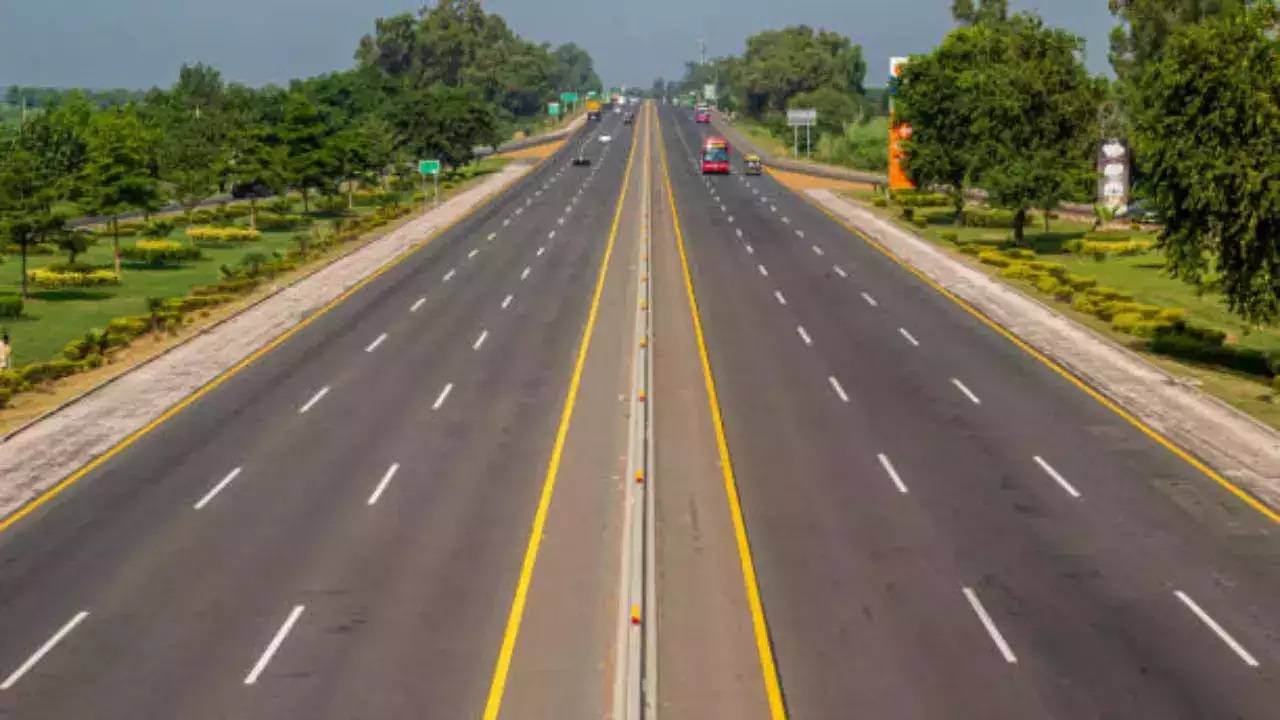 CPR and Loop linking Dwarka E-way, NH-8 Open for Traffic